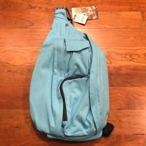 NWT Kavu Rope Bag in color  Maliblue